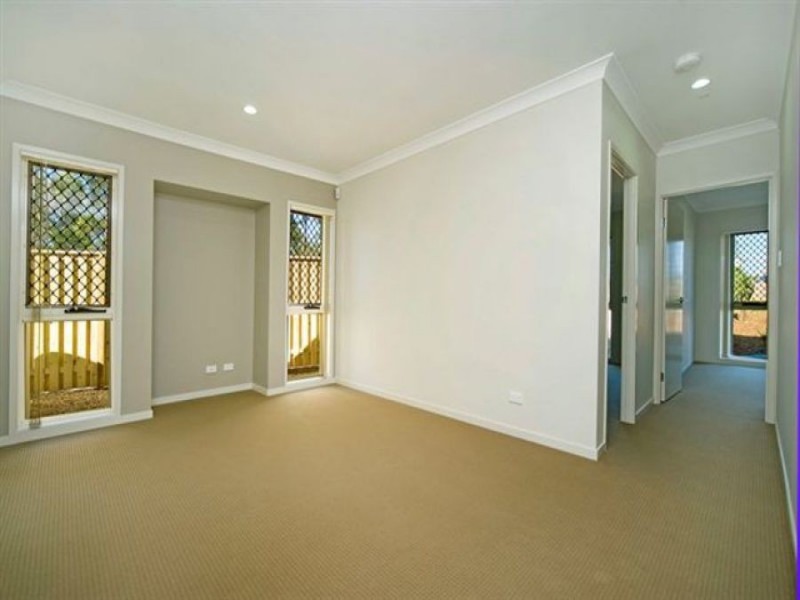 16 Bottletree Cct, Coomera QLD 4209