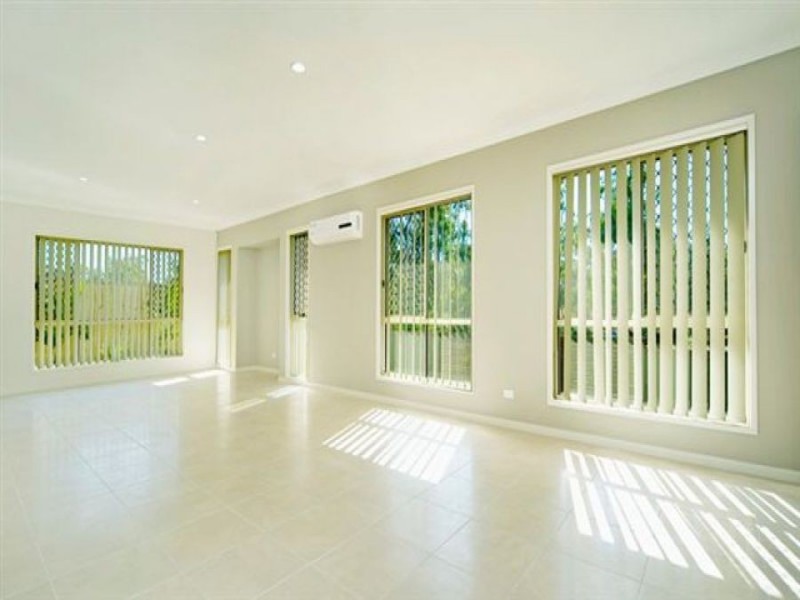 16 Bottletree Cct, Coomera QLD 4209