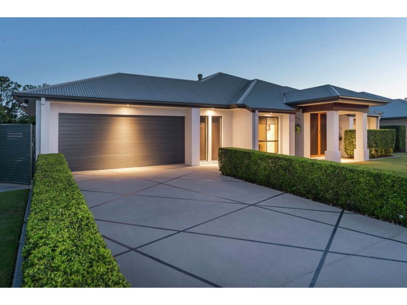 13 Beau Geste Place, Coomera Waters QLD 4209