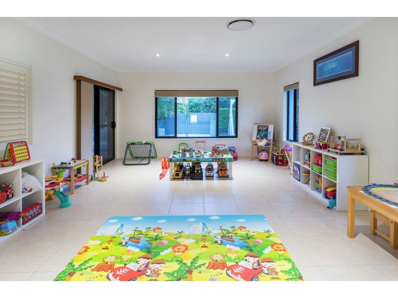 13 Beau Geste Place, Coomera Waters QLD 4209