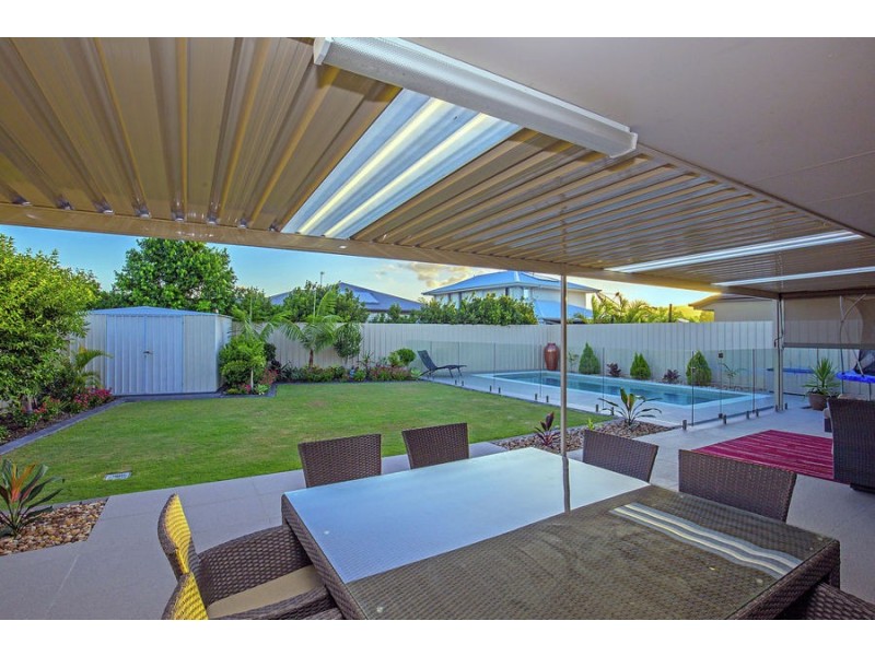 15 Cobb & Co Drive, Oxenford QLD 4210