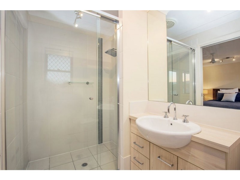 15 Cobb & Co Drive, Oxenford QLD 4210