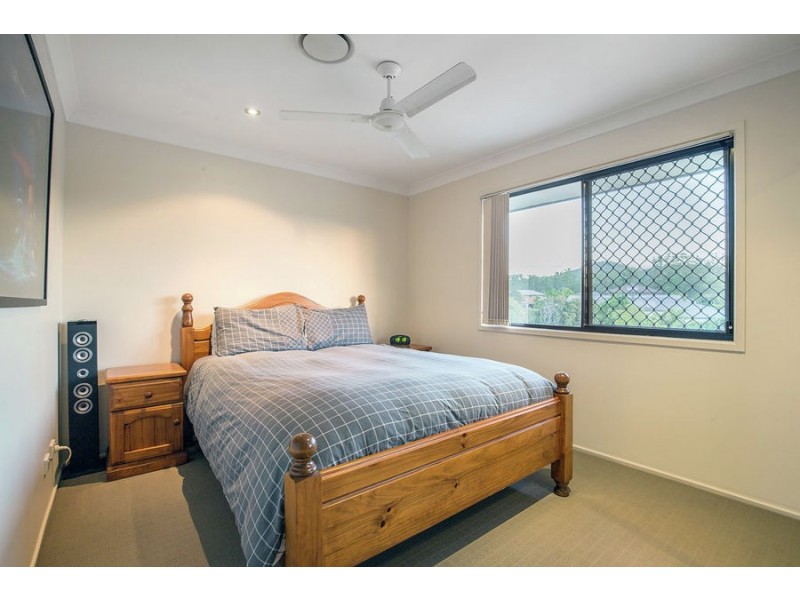 15 Cobb & Co Drive, Oxenford QLD 4210