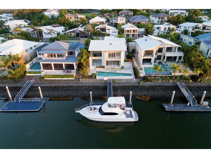 38 Buccaneer Way, Coomera Waters QLD 4209