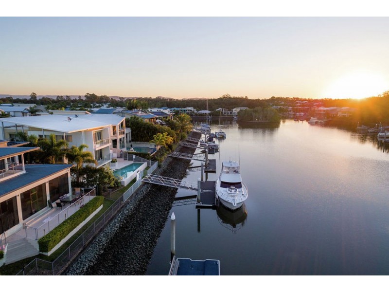 38 Buccaneer Way, Coomera Waters QLD 4209