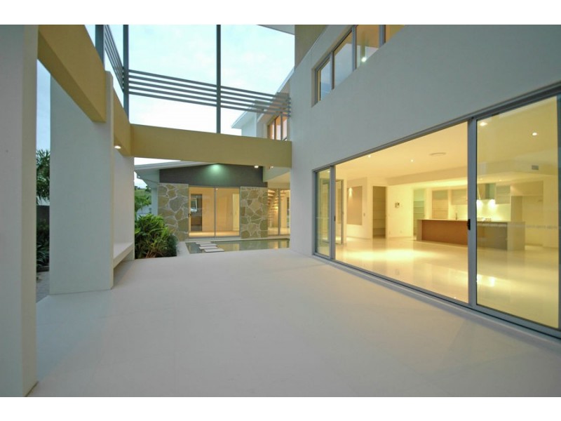 38 Buccaneer Way, Coomera Waters QLD 4209
