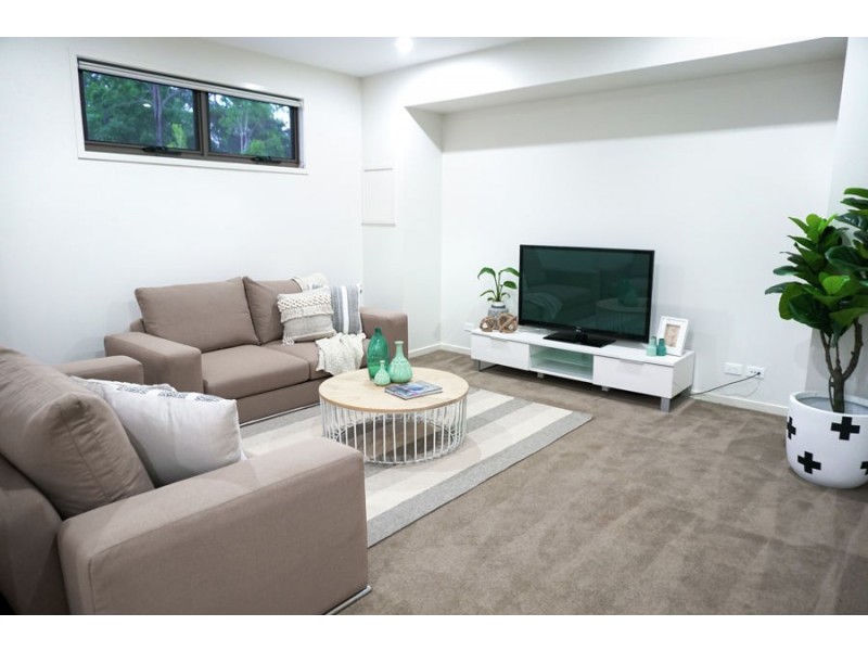 15 Kurura Road, Coomera Waters QLD 4209