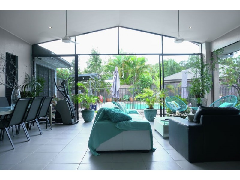 6 Iceberg Lane, Coomera Waters QLD 4209