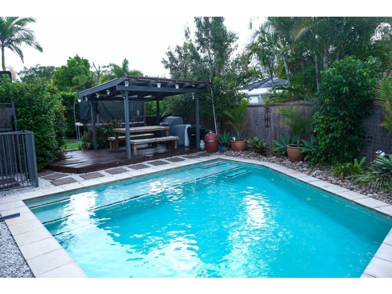 6 Iceberg Lane, Coomera Waters QLD 4209