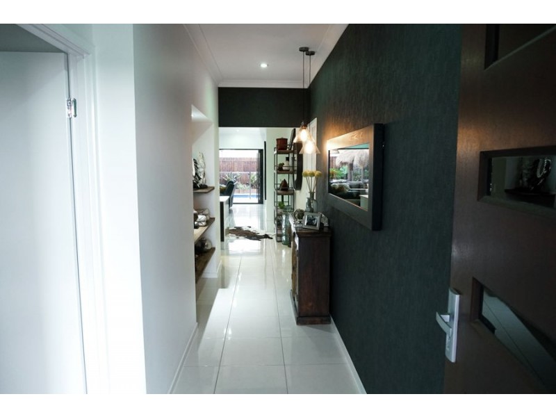 8 Millstream Place, Pimpama QLD 4209