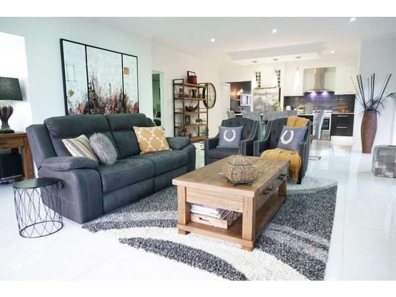 8 Millstream Place, Pimpama QLD 4209