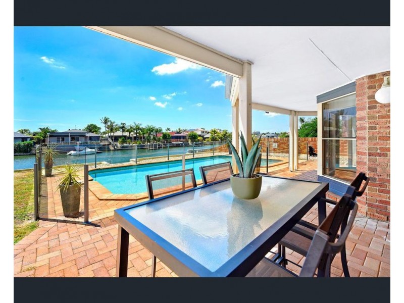 488 Oxley Drive, Runaway Bay QLD 4216