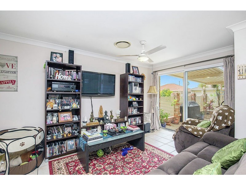 1/11 MERTON DRIVE, Upper Coomera QLD 4209