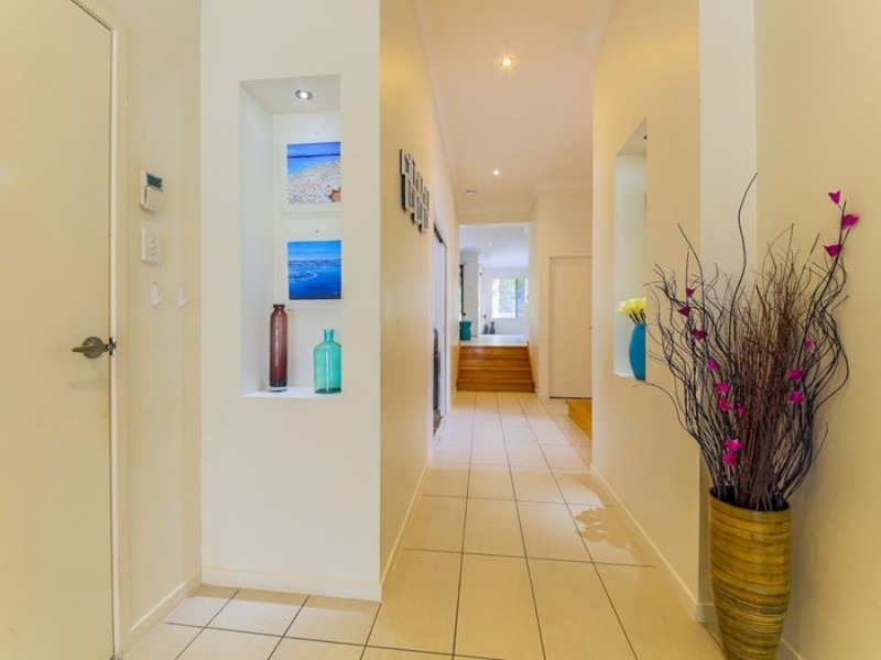 1 Serenade Drive, Coomera Waters QLD 4209