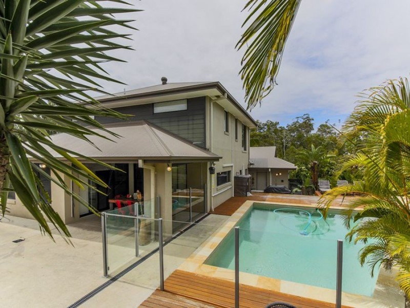 1 Serenade Drive, Coomera Waters QLD 4209