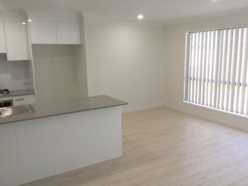 1 / 9 Summit Place, Pimpama QLD 4209