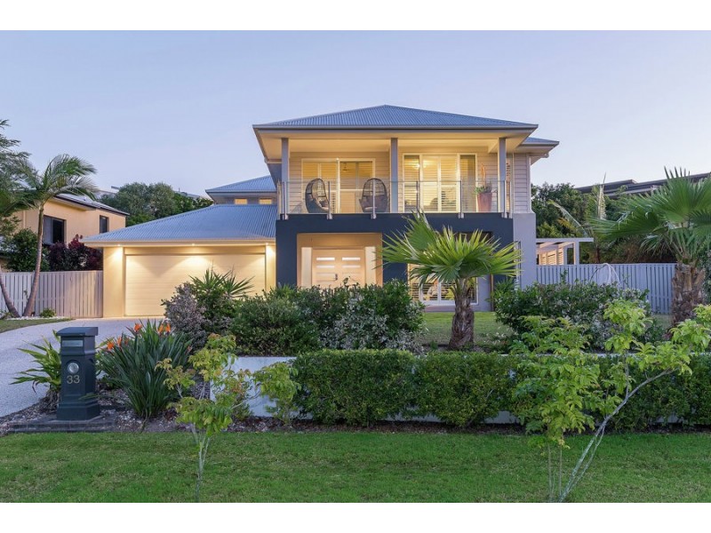 33 Buccaneer Way, Coomera Waters QLD 4209