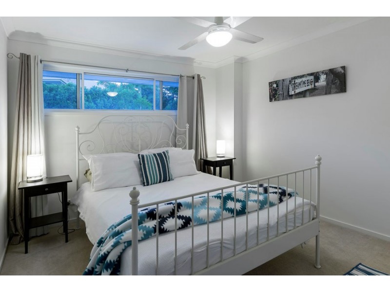 33 Buccaneer Way, Coomera Waters QLD 4209