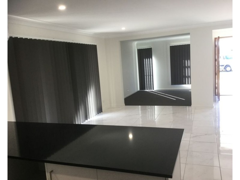 25 Christina Drive, Coomera Waters QLD 4209