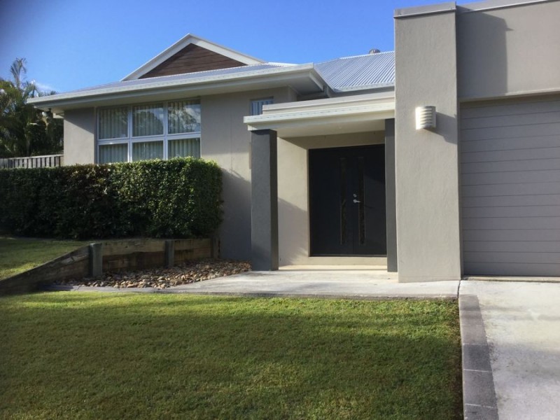 30 Ragamuffin Drive West, Coomera Waters QLD 4209