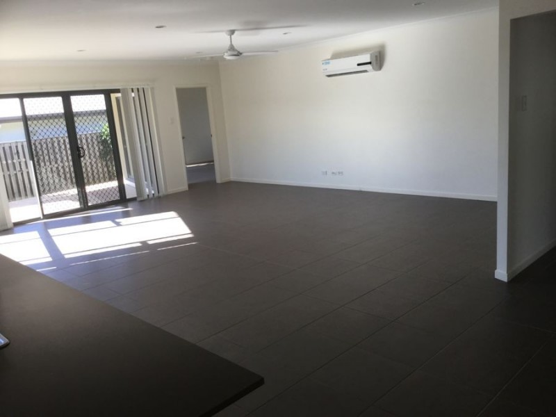 24 Scenic Crescent, Coomera QLD 4209