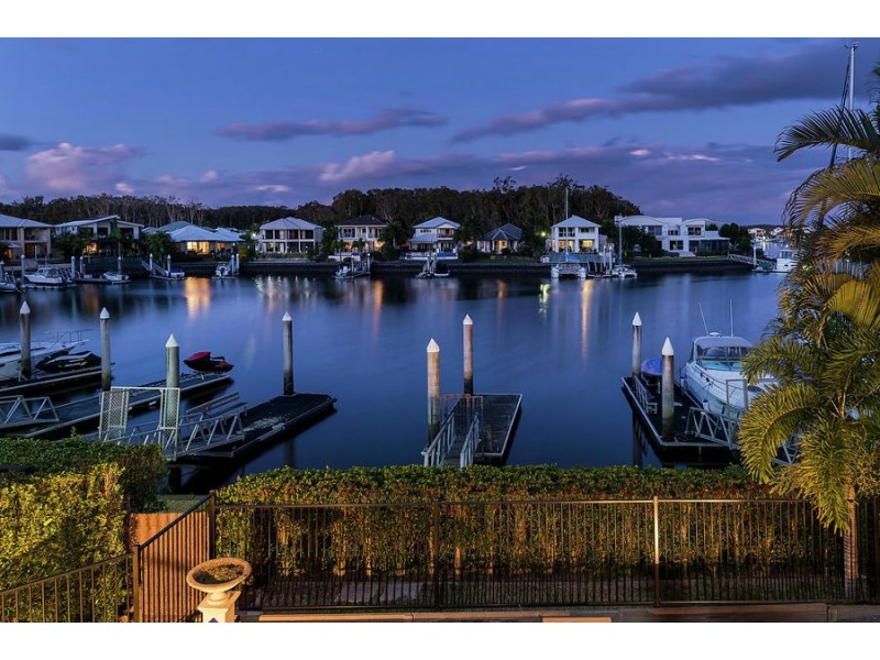 15 Nocturne Lane, Coomera Waters QLD 4209