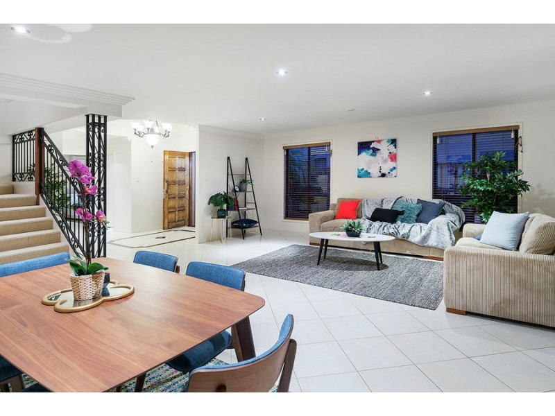 15 Nocturne Lane, Coomera Waters QLD 4209