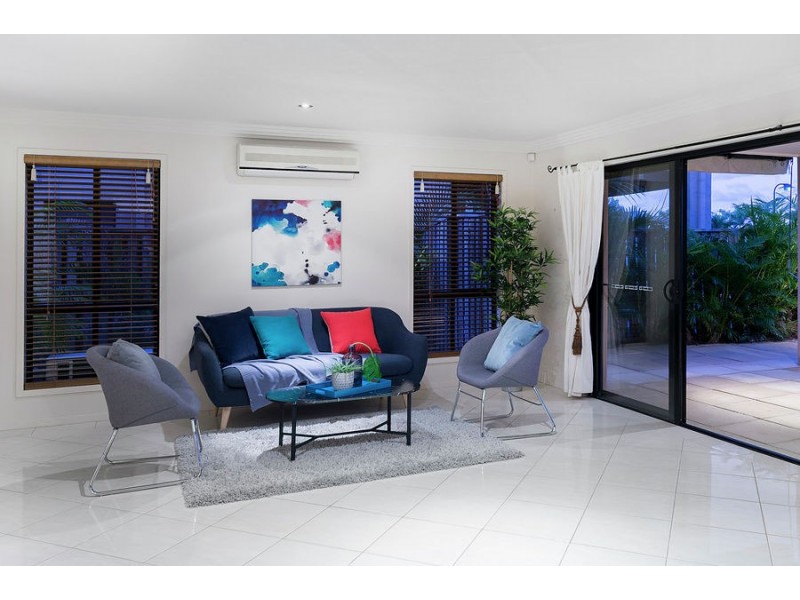 15 Nocturne Lane, Coomera Waters QLD 4209