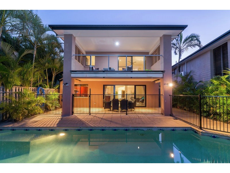15 Nocturne Lane, Coomera Waters QLD 4209