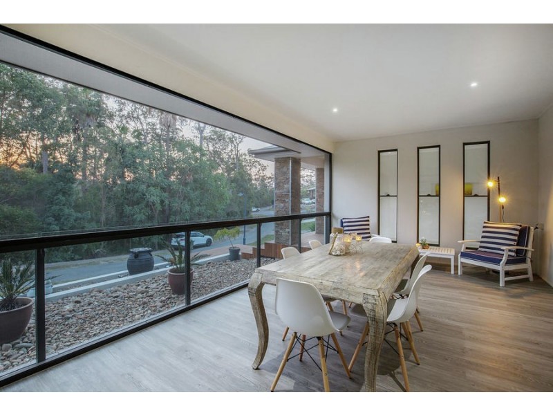 29 Pendragon Dve, Coomera Waters QLD 4209