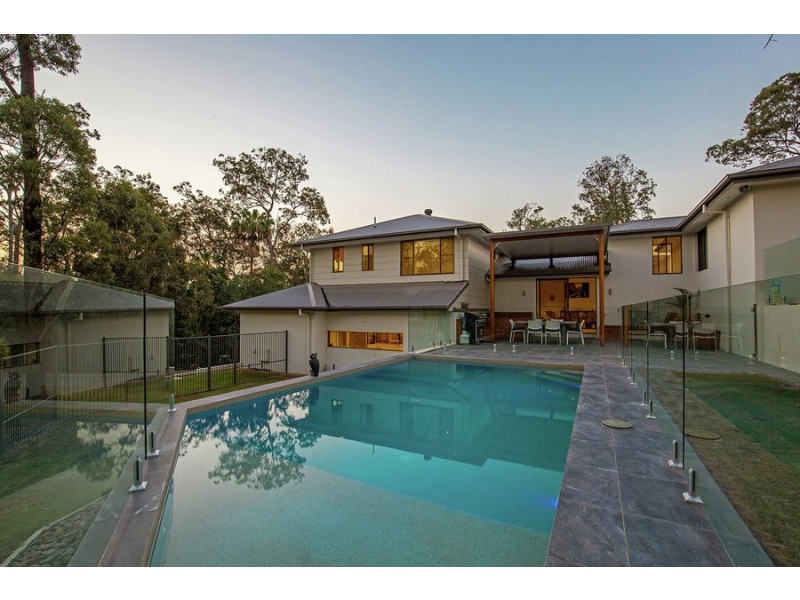 29 Pendragon Dve, Coomera Waters QLD 4209