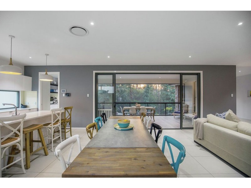 29 Pendragon Dve, Coomera Waters QLD 4209