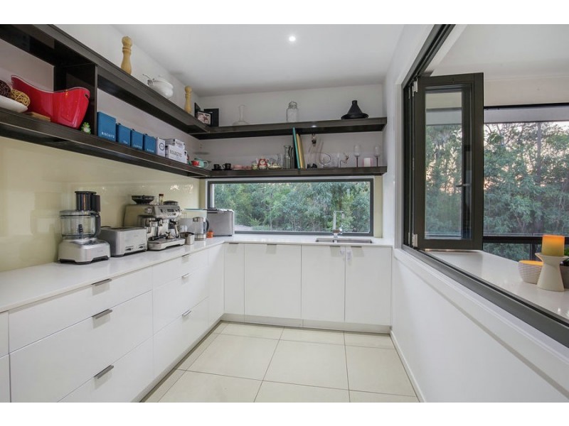 29 Pendragon Dve, Coomera Waters QLD 4209