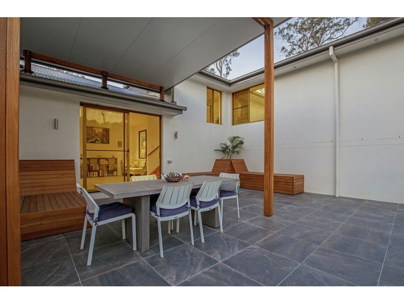 29 Pendragon Dve, Coomera Waters QLD 4209
