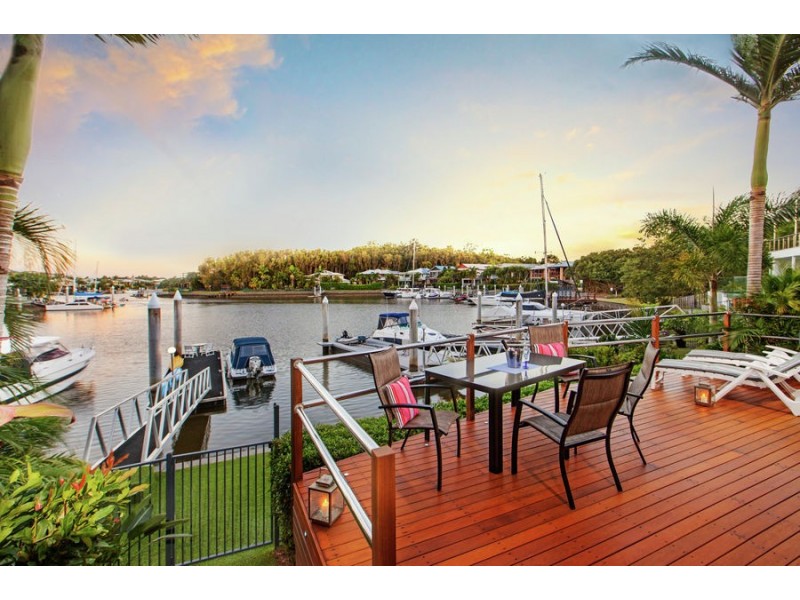 2 Kurrewa Lane, Coomera Waters QLD 4209