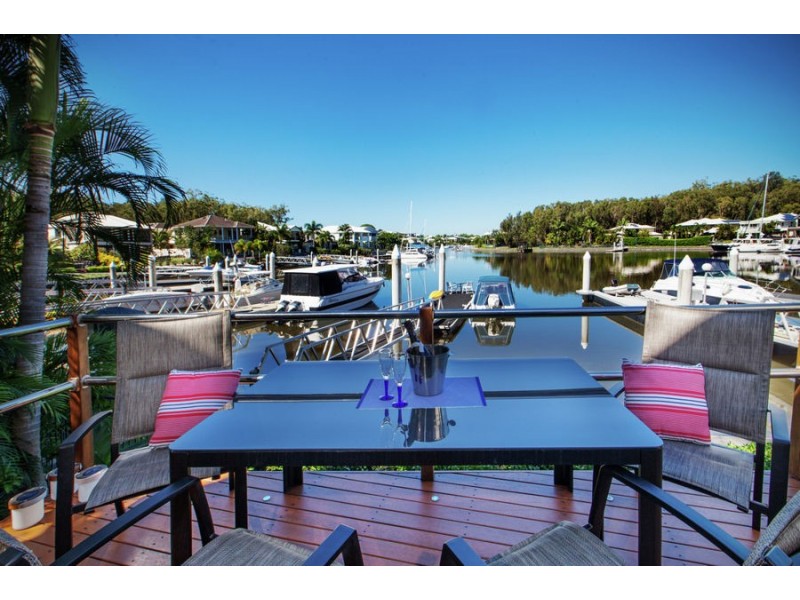 2 Kurrewa Lane, Coomera Waters QLD 4209