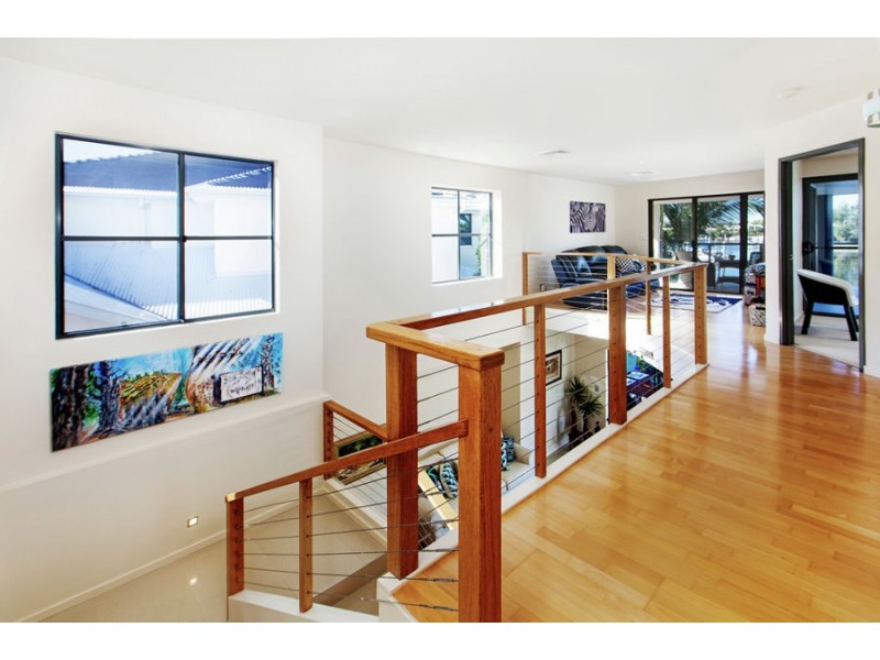 2 Kurrewa Lane, Coomera Waters QLD 4209
