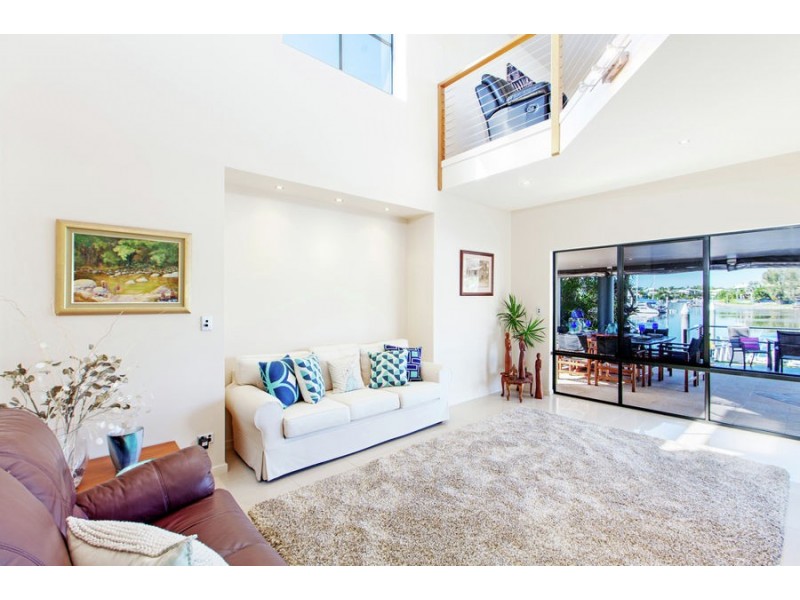 2 Kurrewa Lane, Coomera Waters QLD 4209
