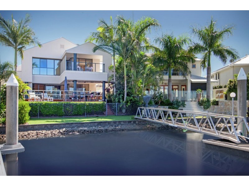 2 Kurrewa Lane, Coomera Waters QLD 4209