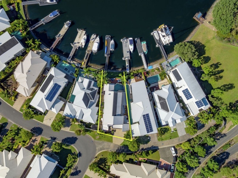 2 Kurrewa Lane, Coomera Waters QLD 4209