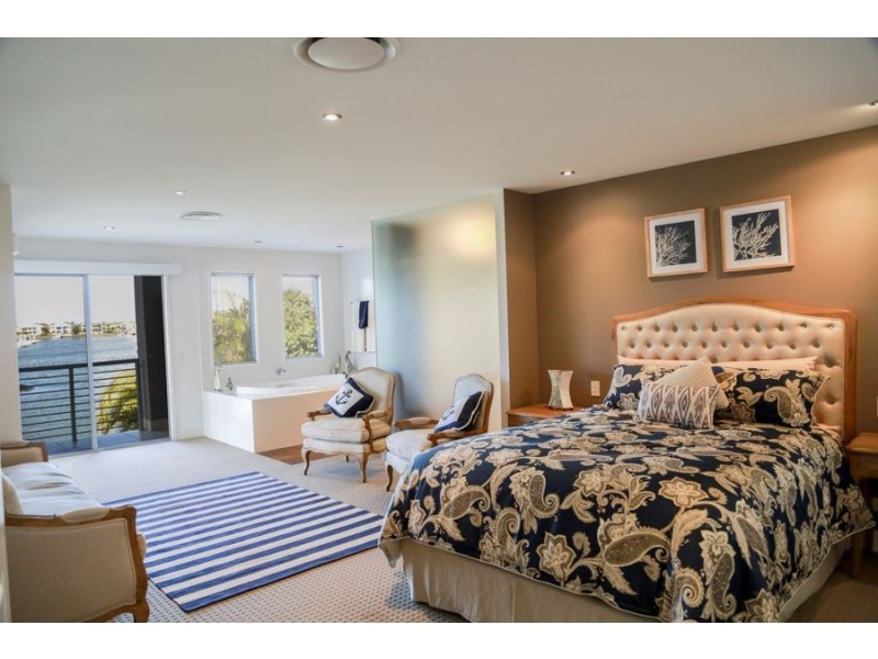 25 Ripple Court, Coomera Waters QLD 4209