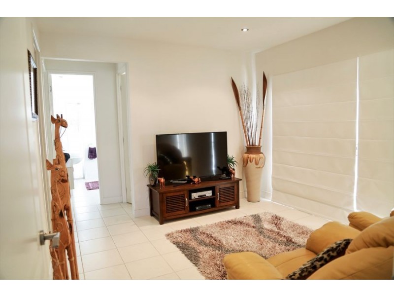 25 Ripple Court, Coomera Waters QLD 4209