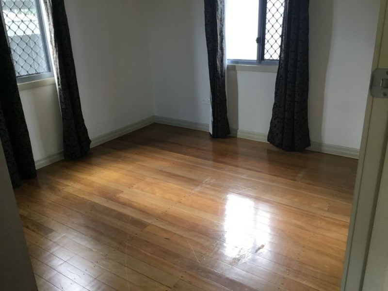 9 Kropp St, Biggera Waters QLD 4216