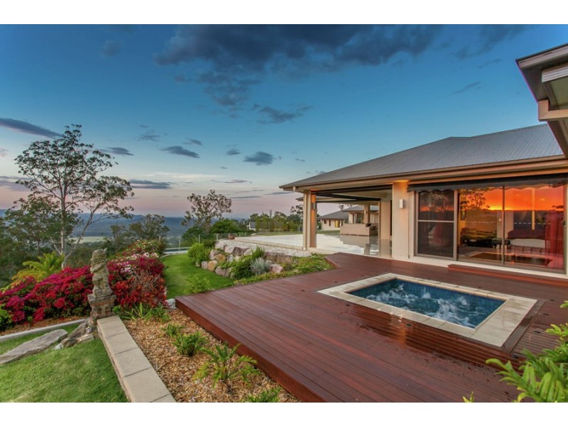 520 THE PANORAMA, Tallai QLD 4213