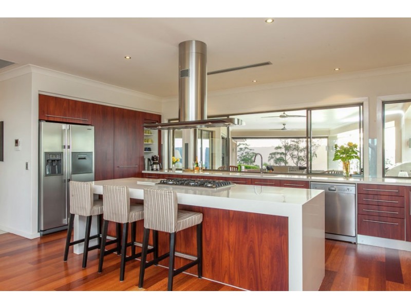 520 THE PANORAMA, Tallai QLD 4213