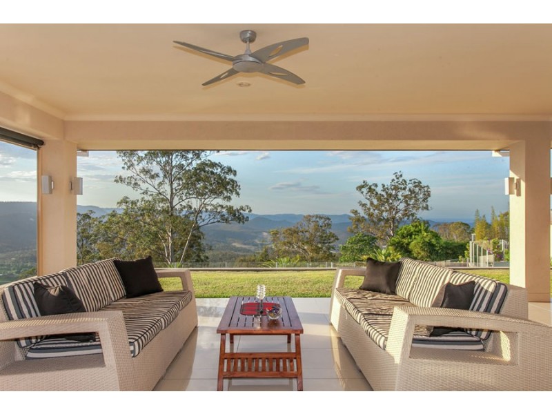 520 THE PANORAMA, Tallai QLD 4213