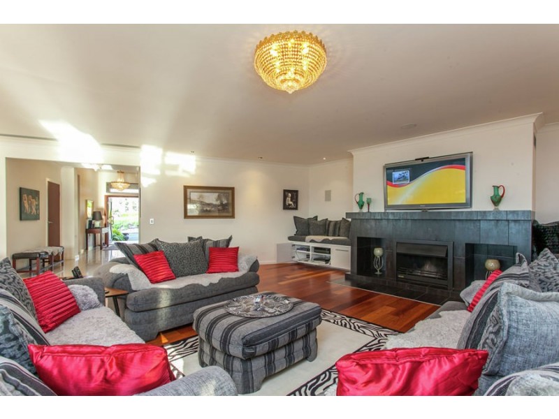 520 THE PANORAMA, Tallai QLD 4213