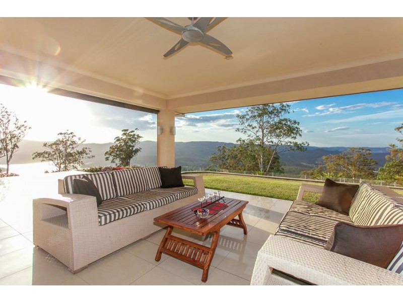 520 THE PANORAMA, Tallai QLD 4213