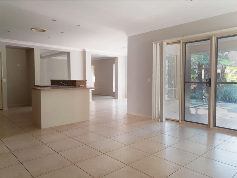 32 Pacha Cl, Coomera Waters QLD 4209