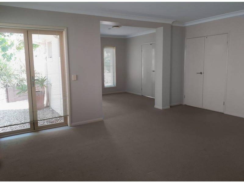 32 Pacha Cl, Coomera Waters QLD 4209